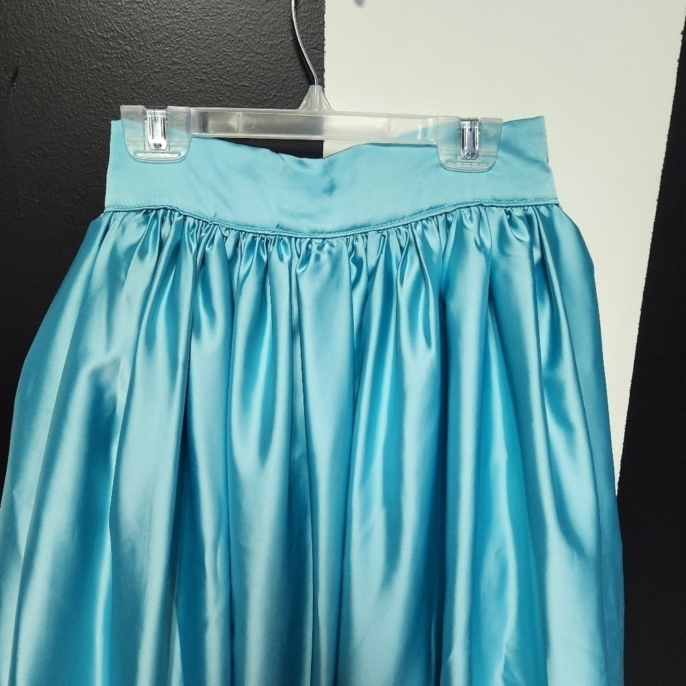 Vintage aqua blue pinup puffy skirt - Picture 2 of 6
